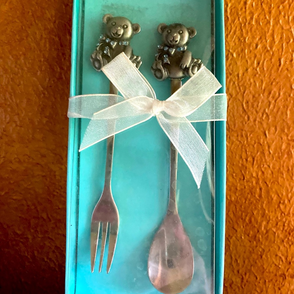 NIB Baby utensil gift set